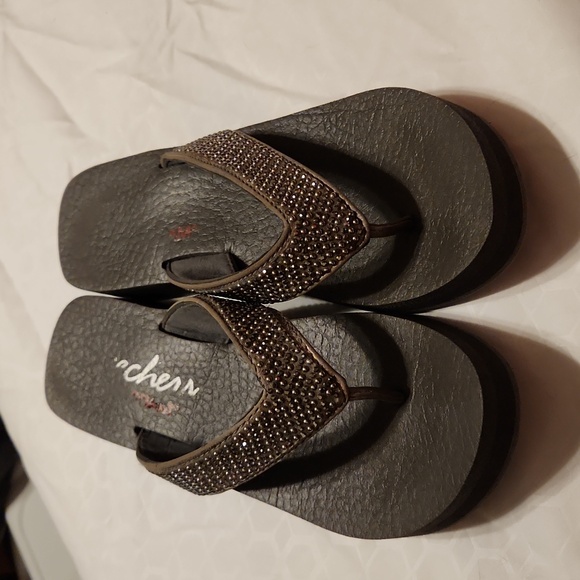 Skechers wedge with bling size 8 - Picture 1 of 4